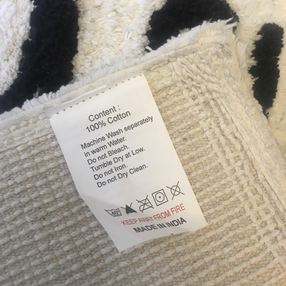 SALE 🎉NWT Rae Dunn SPLISH SPLASH Bath Mat 🛀 - Picture 4 of 4